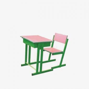 تیوان اصفهان:نیمکت مدرسه در اصفهان