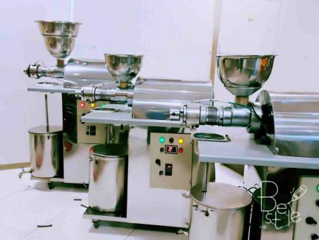 دستگاه روغن گیری پرس سرد